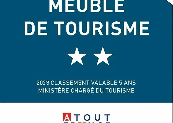 Maison Familiale Avec Terrasse Et Jardin A Saint Pierre La - Fr-1-619-135 * פלורי